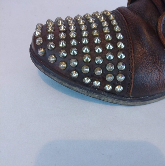 Steve Madden Brown Leather Studded Boots - Picture 4 of 13